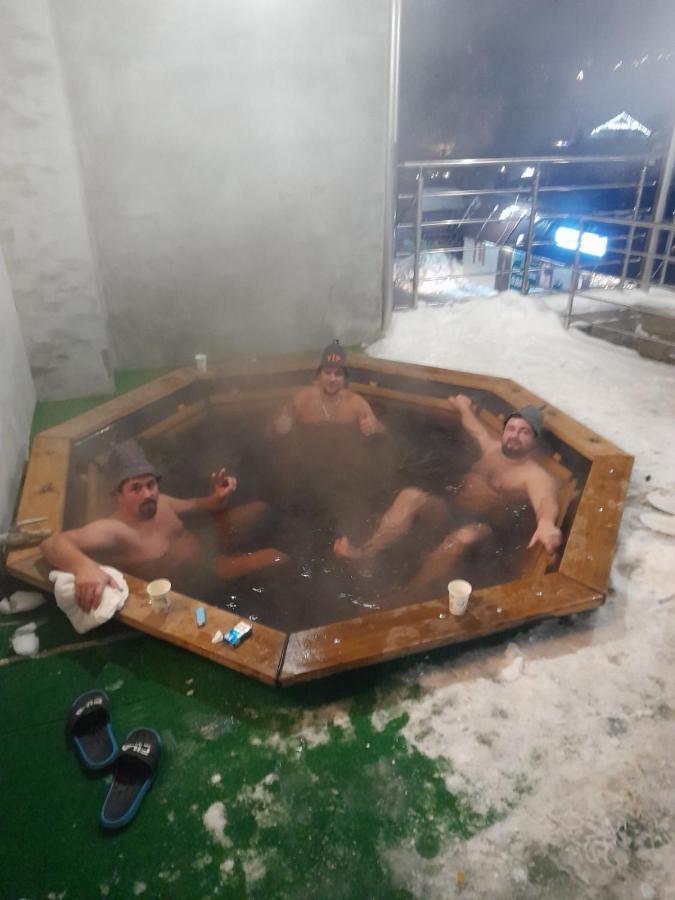 Greku Hotel Bukovel Esterno foto